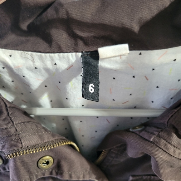 Jacket - Picture 3 of 4